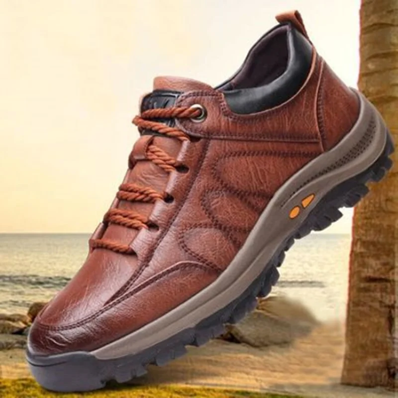Lightweight Mountaineering Sneakers — Men's